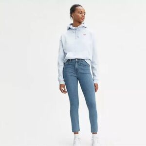 Levi’s 721 high rise skinny jeans in medium wash